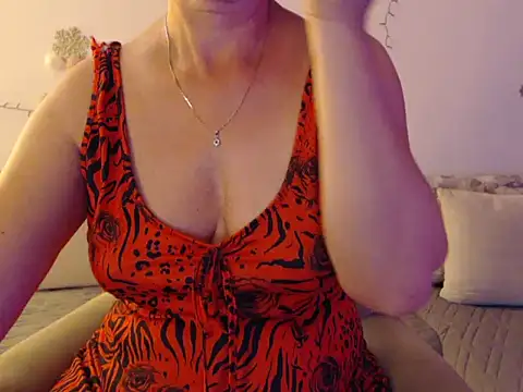 YourfantasyGiuly webcam