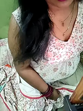 Hot_Priya08 webcam