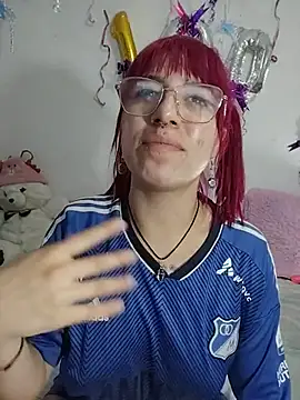 Kitty_Melodi webcam