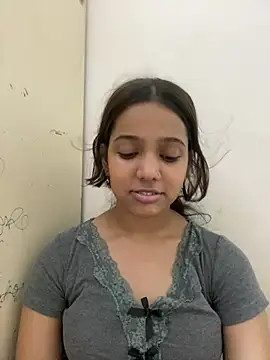 sanjna0122 webcam
