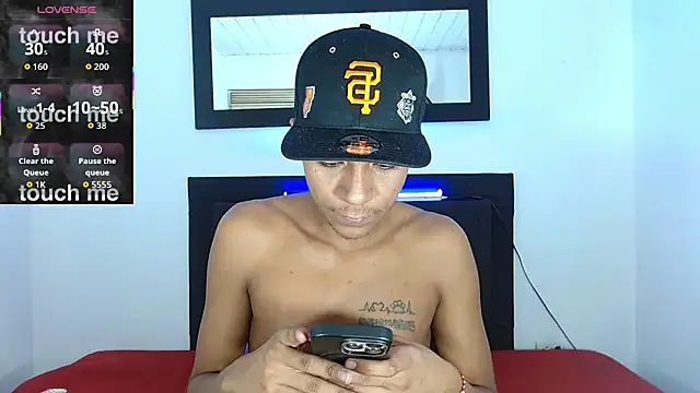 hotboyluxe webcam