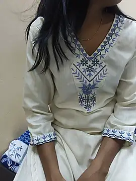 Shanaya_001 webcam