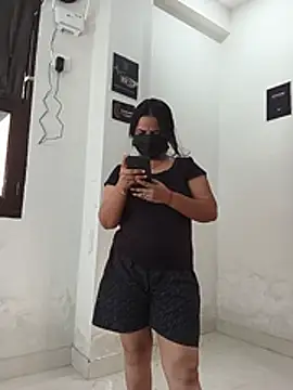 Riya_hot8 webcam