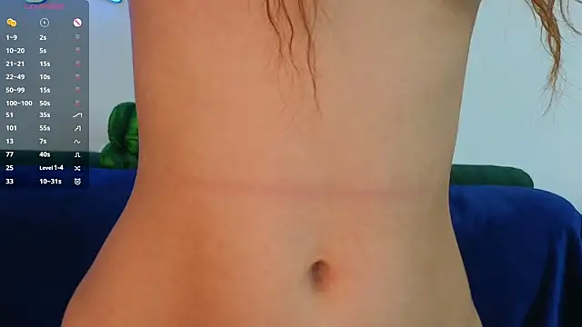 AliviaWithLove webcam