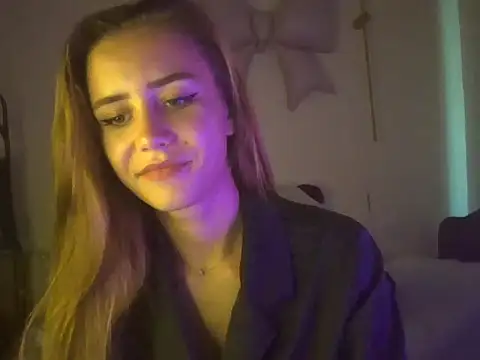 mylittle_flame_ - MyLittle_Flame_'s free webcam - UK Sex Cams