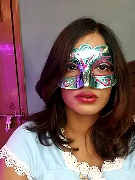 Queenniaa webcam