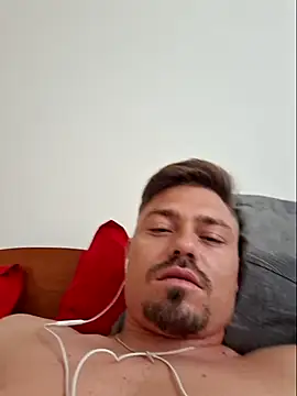 ionut_prince live cam on StripChat