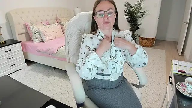 Vika73 webcam