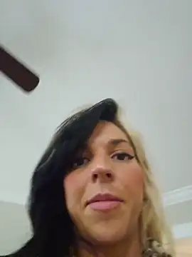 lil_jiggly webcam