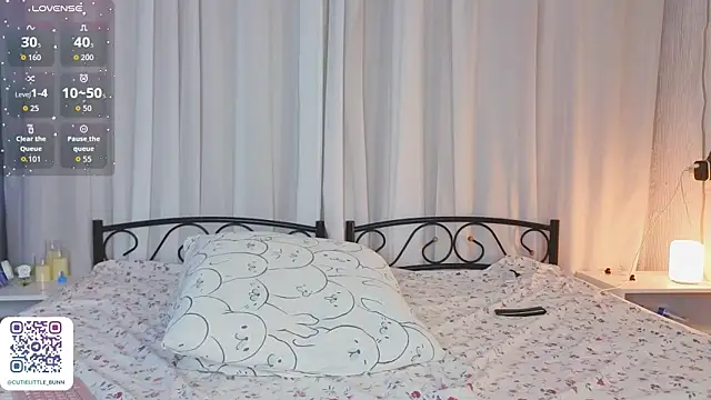 bae_cake_ webcam