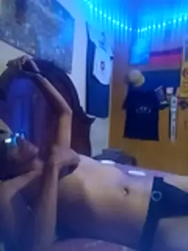 Juniorharo1982 live cam on StripChat