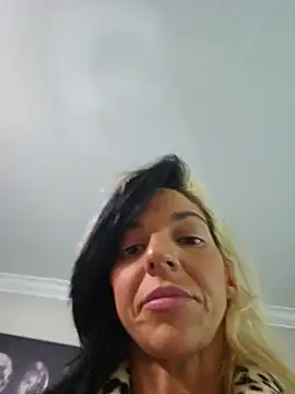 lil_jiggly webcam
