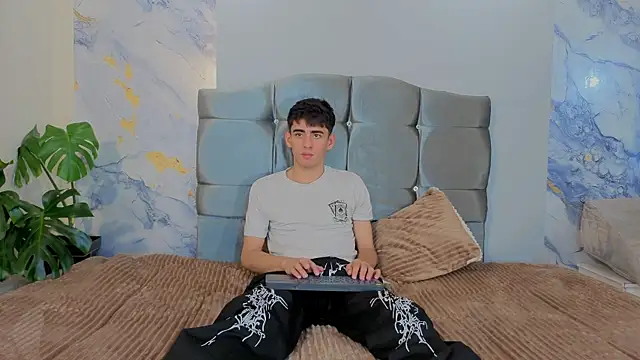 demian_hot99 webcam