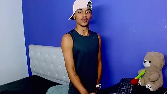 Angel_foxc13 webcam