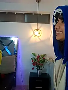 Liily_Foxxy live cam on StripChat