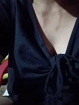 Maikute9696 live cam on StripChat