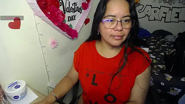 Miss__kendra_ live cam on StripChat