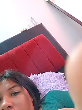 belen_green live cam on StripChat