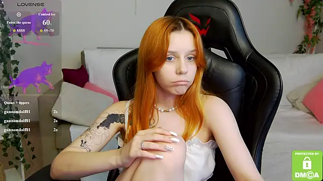 Rachel_lips live cam on StripChat