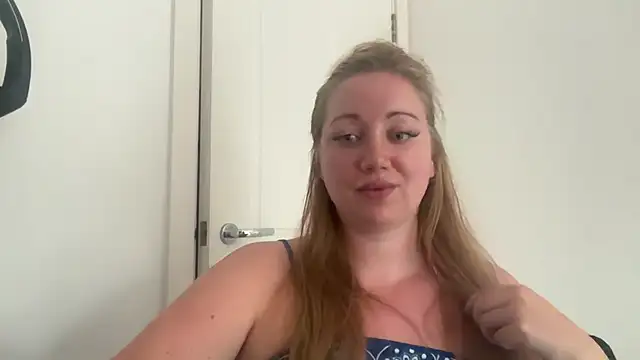 arielsweetieee webcam