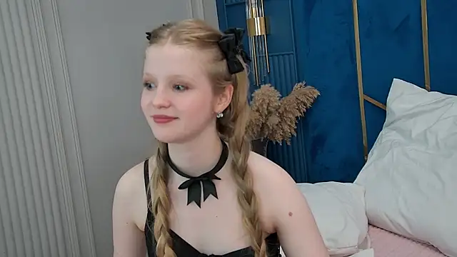 LilianHowards live cam on StripChat
