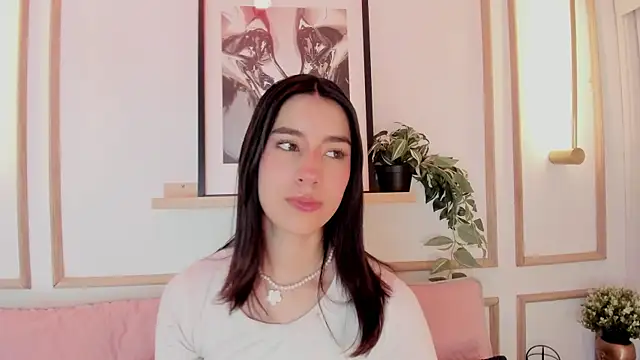 Nanami_ live cam on StripChat
