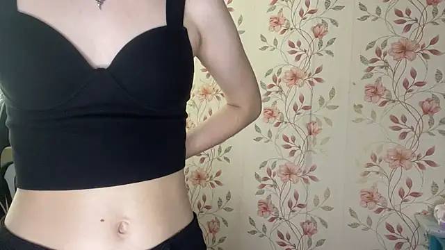 whitepowergirl - WhitePowerGirl's free webcam - UK Sex Cams