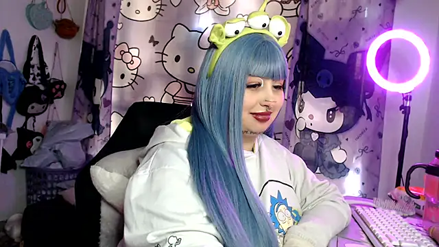 lussyevans24 live cam on StripChat