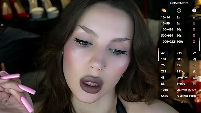MistressDarsy live cam on StripChat