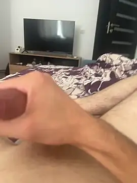 LoudPony live cam on StripChat