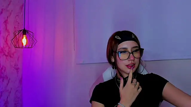 leri_rose_ live cam on StripChat