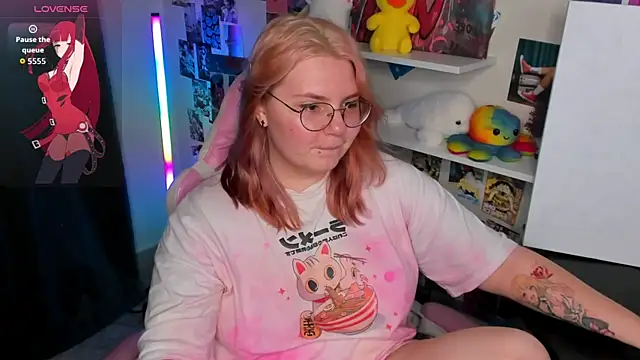 Alice_Kitagawa webcam