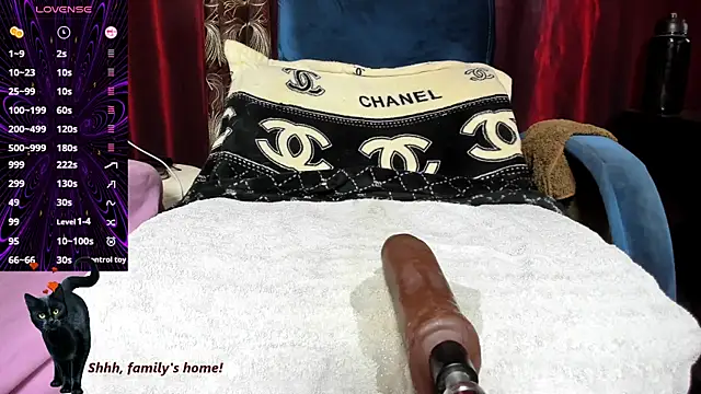 __Mommy__ webcam