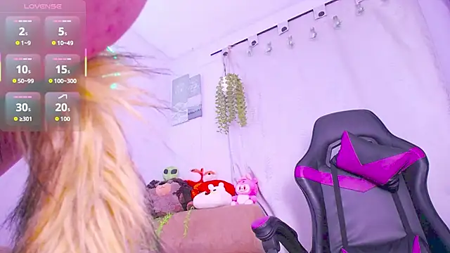 lucie_nicolls webcam
