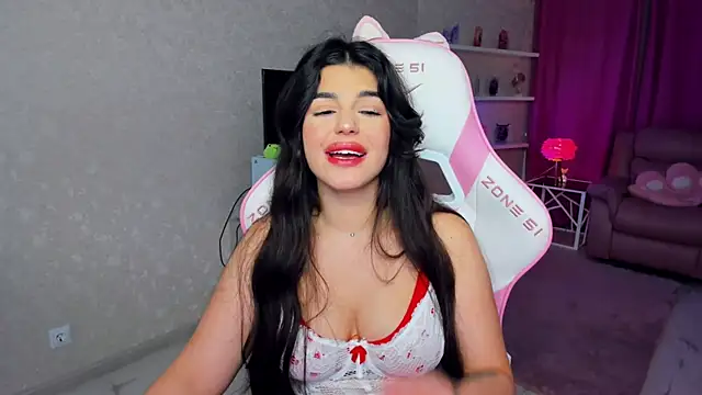 AlluringAriel webcam