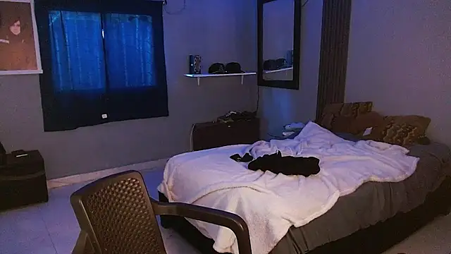 Mr_yisuzz webcam