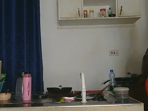 Skyy_Brown webcam