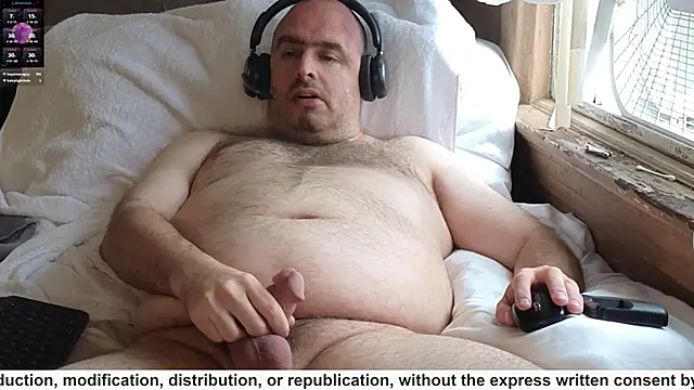 rob99999_2 live cam on StripChat