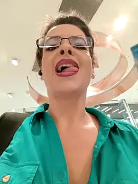 RebeccaNoble webcam