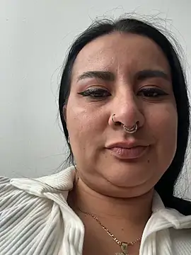 Abril_Luv webcam