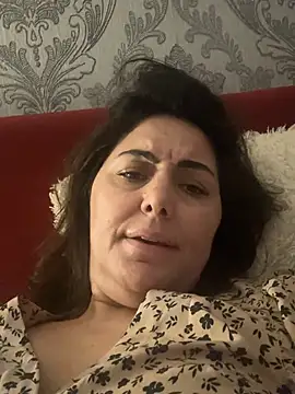 emma_roqueen (F milf) - Faithful slave return to his QUEEN :king