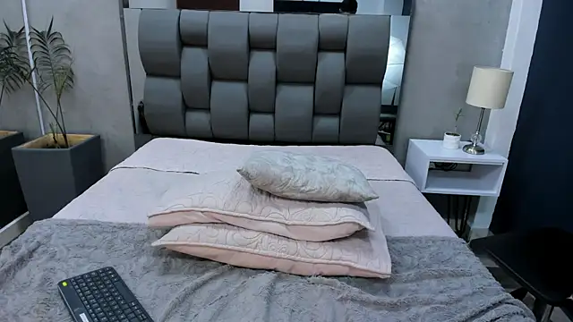 Charlie___Musk webcam