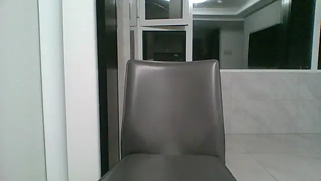 nole_china7 (Ask my age) - talk / fun / cum