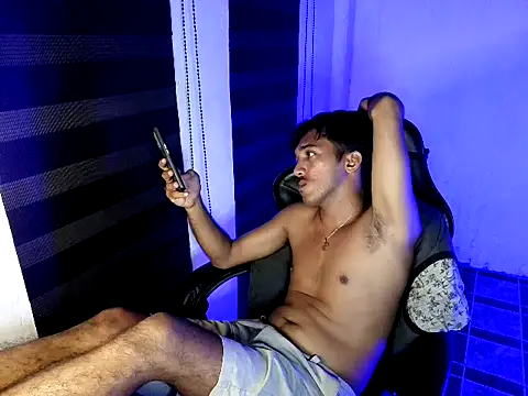 Spicy_RowyCam webcam