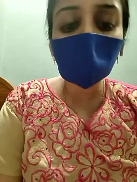 Tamil_shalini live cam on StripChat