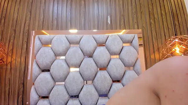 adams_bobby (M twink) - Cum show!! 😈🍆🔥