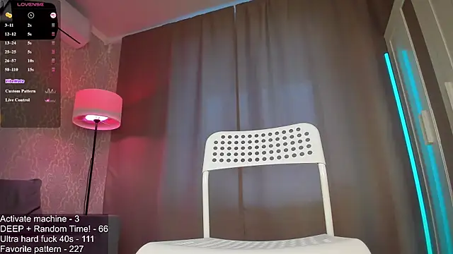 Juicy_Vikki webcam