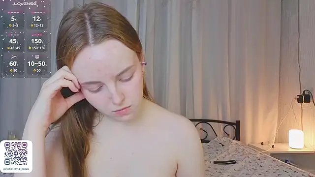 bae_cake_ webcam