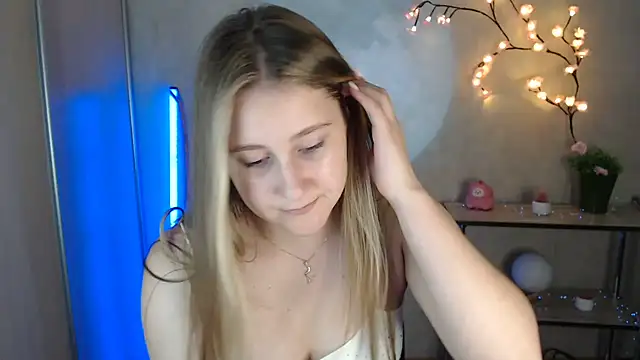 Milka_kamila live cam on StripChat