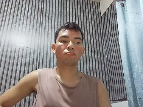 moremoreguys webcam